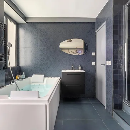 Opera, Grand Boulevard 9Eme, Suite Avec Jacuzzi Paris Exterior photo