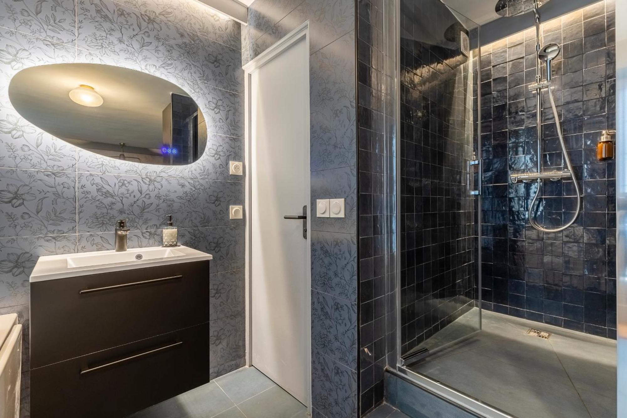 Opera, Grand Boulevard 9eme, Avec Jacuzzi Parijs